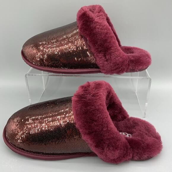 NEW UGG Women’s Scuffette II Mirror Ball Slipper Maroon Size 5 - Picture 2 of 10